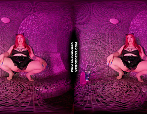 010325_strawberry_pastel_bbw_pawg_model_gets_herself_off_with_a_huge_pink_dildo_in_hot_sauna