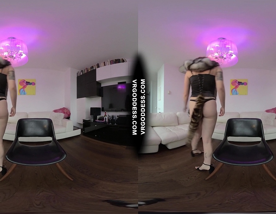 Tattoo Goddess Striptease Cosplay Finger Blasting Her Hairy MILF