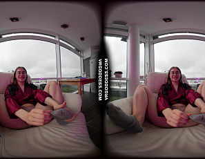 020226_babyhunterz_fingering_her_hairy_unshaved_pussy_on_a_cloudy_day_then_uses_the_clit_sucker_until_she_cums_hard