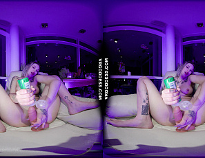 040126_sam_big_boobs_masturbating_with_a_long_dildo_deep_in_her_pussy