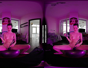 041825_josie_fresh_dirty_directors_cut_pov_dildoing_her_after_sweaty_naked_workout