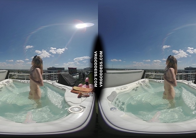 051423_rooftop_jacuzzi_private_moments_with_model_josie_masturbating_with_dildos_in_the_sun