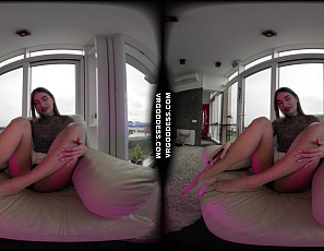 060326_mary_moon_gets_naked_and_masturbates_with_a_glass_dildo