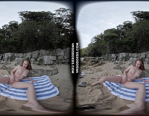 060424_on_vacation_with_mira_masturbating_and_getting_off_on_a_tropical_beach_in_italy