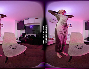 070925_sexy_as_fuck_eyla_moore_striptease_dancing_and_masturbating_with_a_hitachi_vibrator
