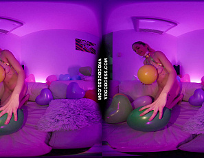 071125_balloon_fetish_adele_popping_them_while_dildoing_herself