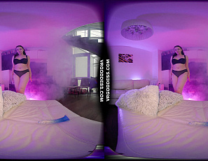 072225_vanessa_klein_jilling_herself_off_with_a_blue_dildo_aesthetic_masturbation