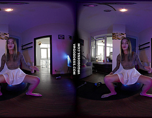 081526_mary_moon_working_out_sweaty_and_nude