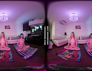 082425_muna_and_lil_stefani_naked_yoga_afternoon_workout