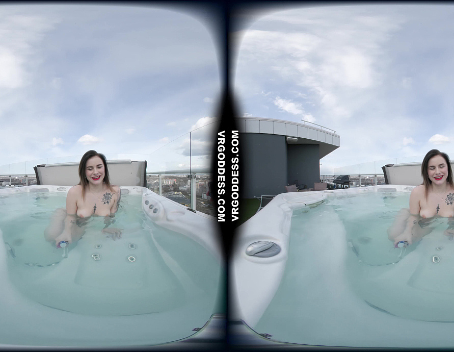 Melonie Rooftop Jacuzzi Underwater Masturbation