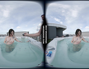 090325_melonie_rooftop_jacuzzi_underwater_masturbation