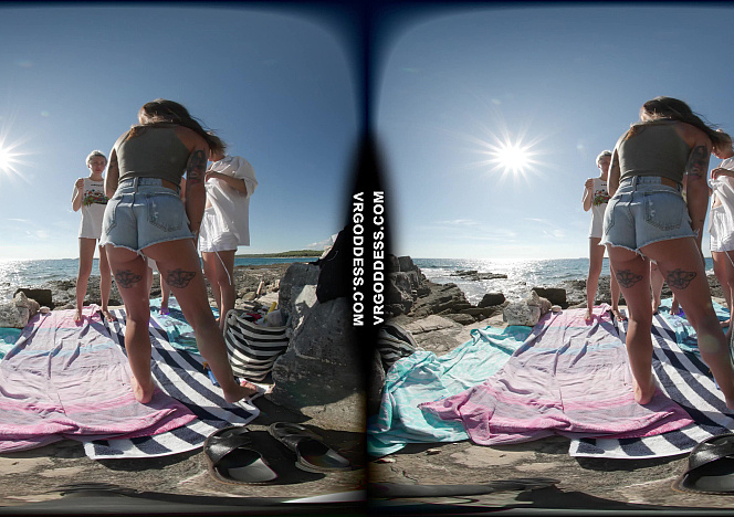 091625_a_day_on_a_nude_beach_in_italy