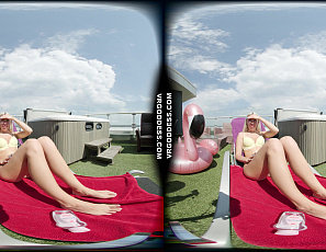 091725_young_blonde_rosalinda_gets_oiled_up_under_the_hot_sun