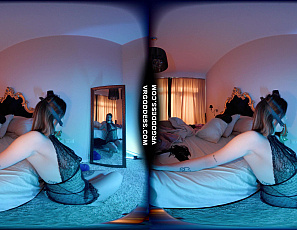092225_hardcore_ball_gagged_melonie_deep_fetish_masturbation