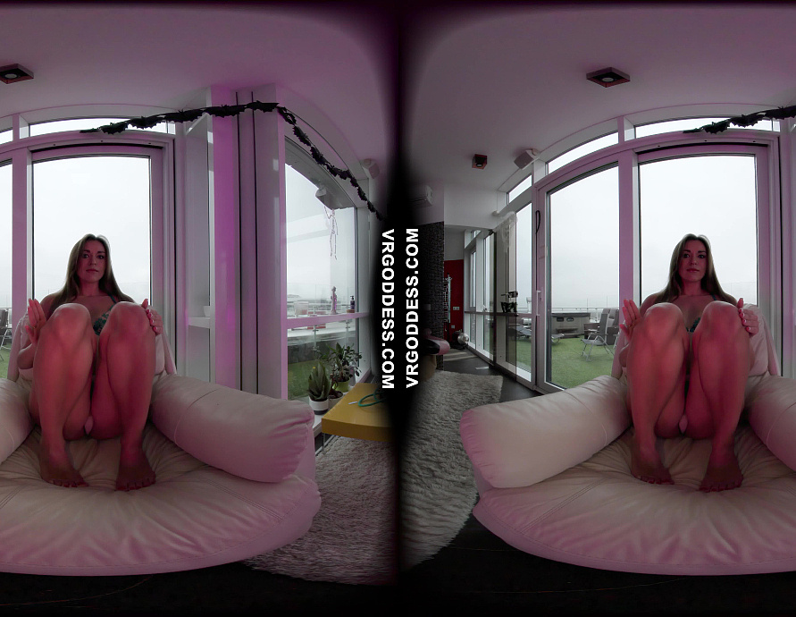 Alexa Koff Masturbating On A Cloudy Day