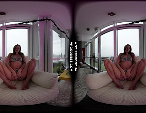100125_alexa_koff_masturbating_on_a_cloudy_day