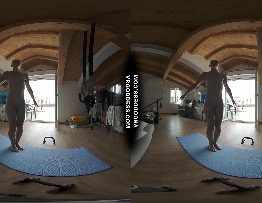 Sporty Ginger Lea on Vacation Working Out Naked