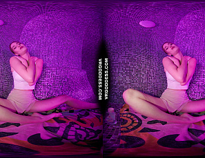 101325_miss_perfect_asshole_mary_moon_sweaty_in_the_steamy_suana