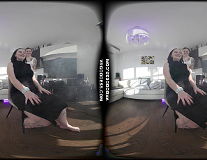 101625_vanessa_klein_with_her_new_friend_melonie_taking_turns_dirty_lesbian_striptease