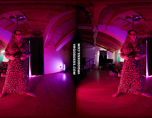 103125_babyhunters_striptease_dancing_and_shaving_her_pussy_clean_for_halloween