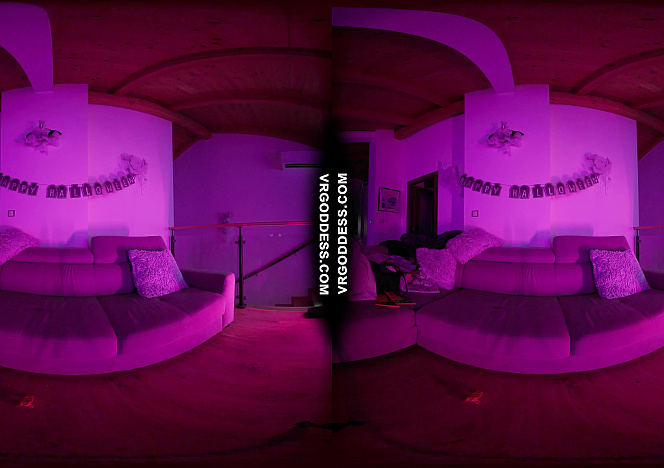 110325_rosalinda_gets_her_pussy_serviced_by_her_friends_halloween_after_party