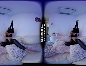 112125_alexa_koff_first_time_casting_video_dildoing_herself