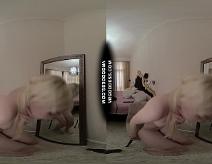 121120_bleached_blonde_kapri_private_society_mirror_moments_with_her_hitachi_vibe_rfo